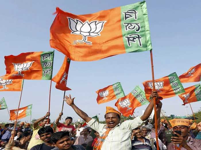 भाजपा ने आजमगढ़ और रामपुर लोक सभा सीट सपा से छीनी